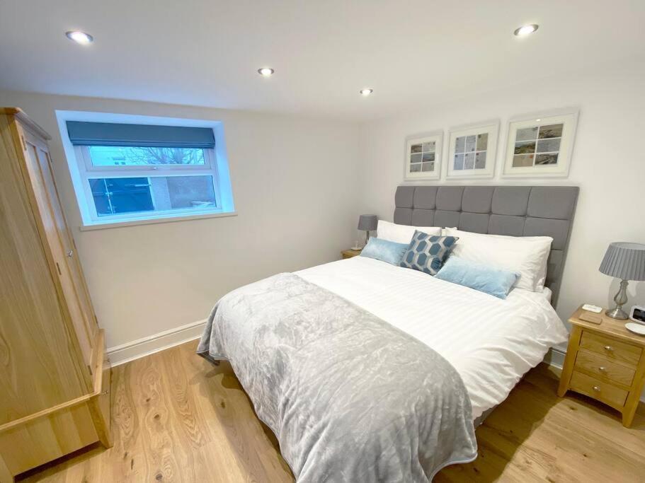 Central Llandudno, Private Parking Near To Beach, Pier & Shops Extérieur photo
